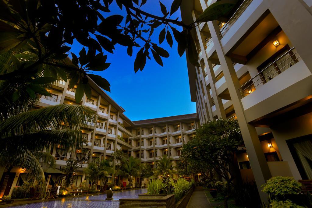 Lombok Garden Hotel Mataram Exteriör bild
