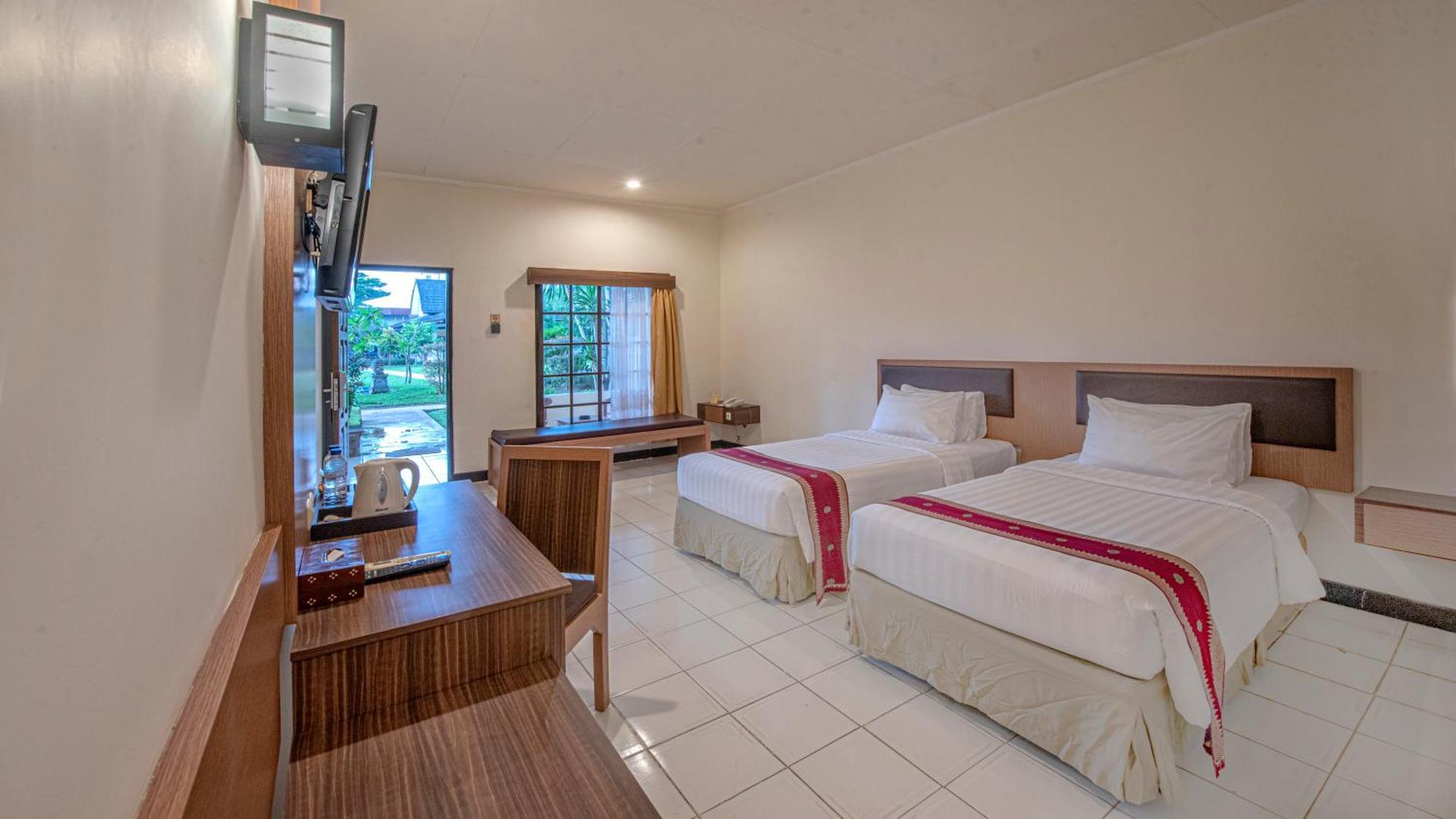 Lombok Garden Hotel Mataram Exteriör bild