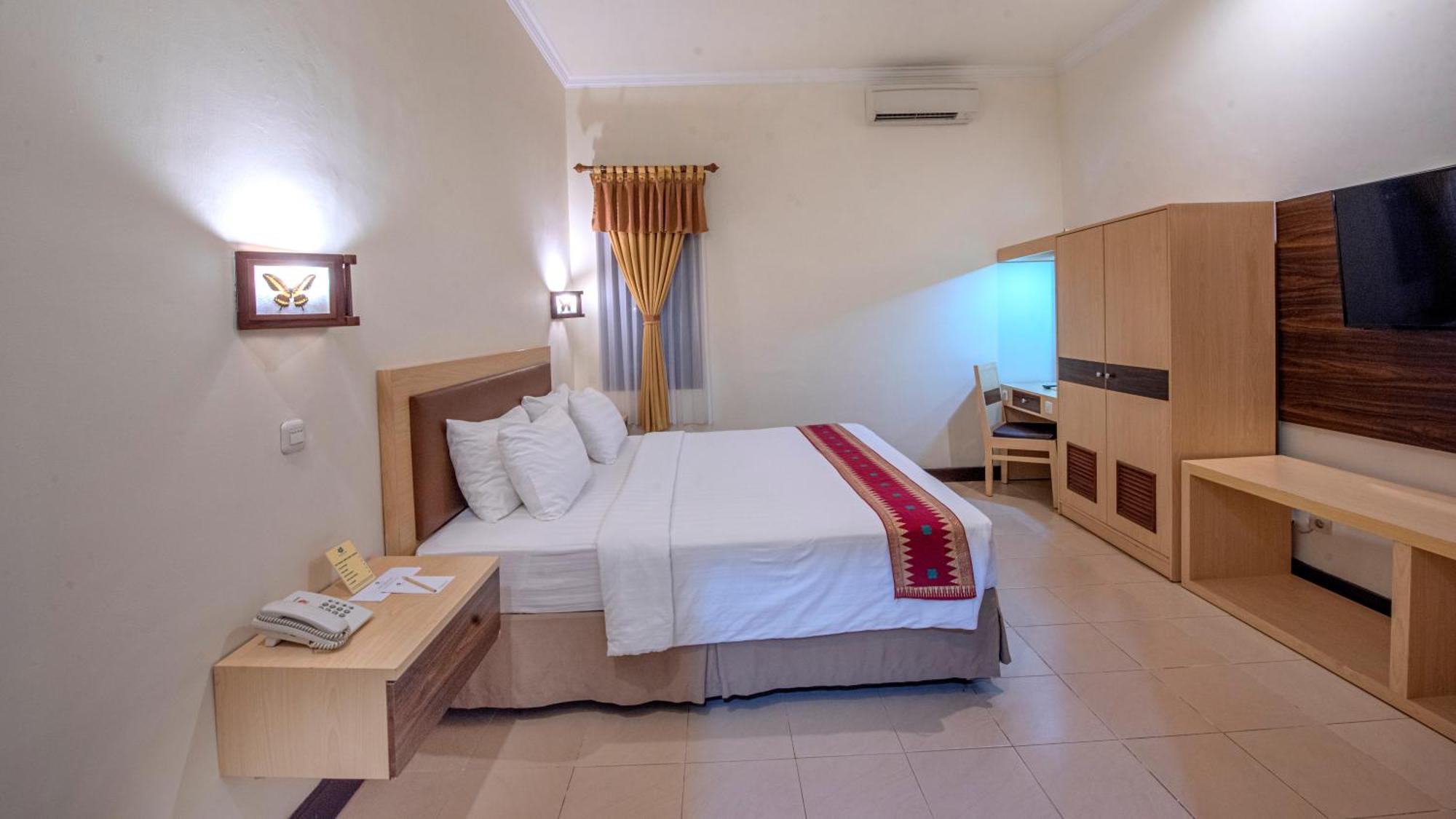 Lombok Garden Hotel Mataram Exteriör bild