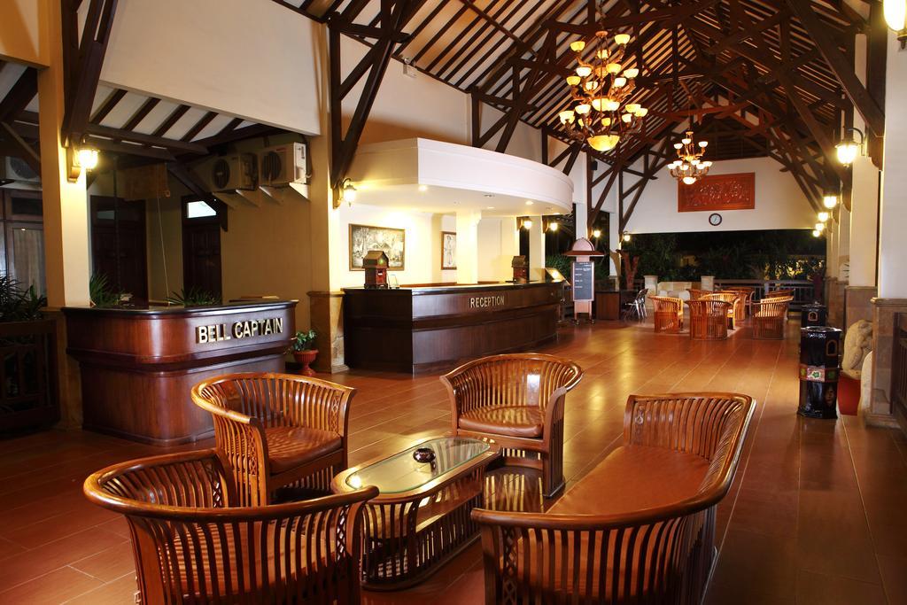 Lombok Garden Hotel Mataram Exteriör bild