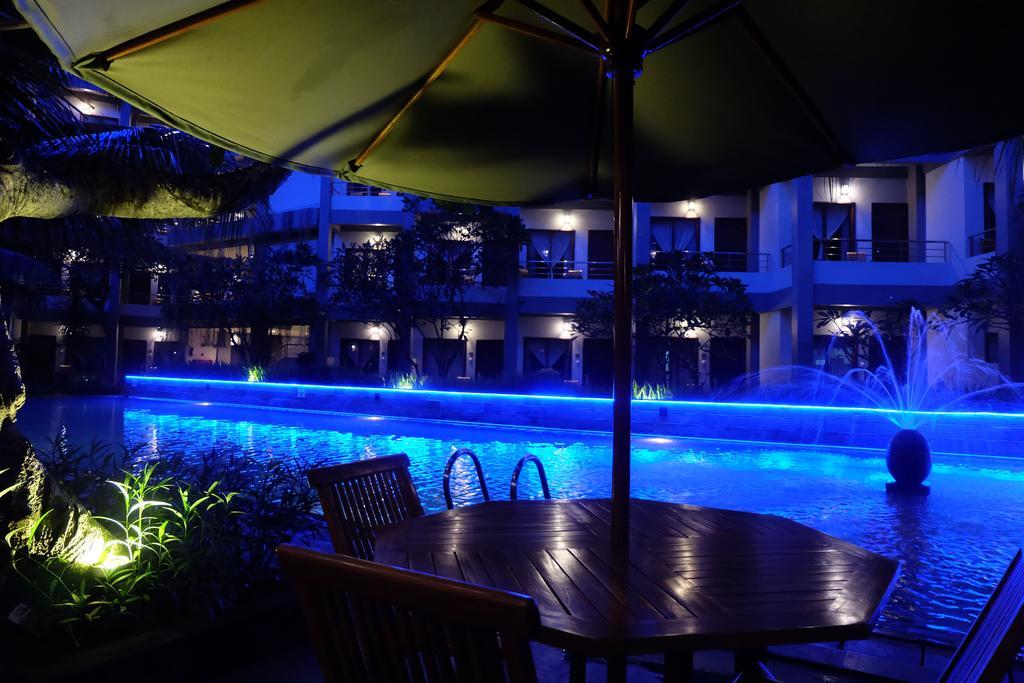 Lombok Garden Hotel Mataram Exteriör bild